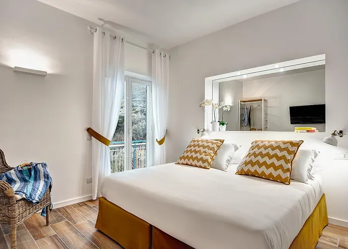 Caruso 6 By Villasandco Rentalsorrento *