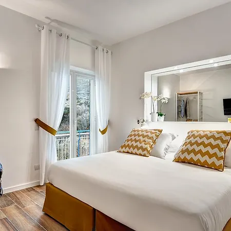 Caruso 6 By Villasandco Rentalsorrento *