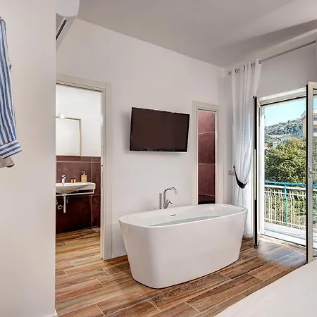 Caruso 6 By Villasandco Rentalsorrento